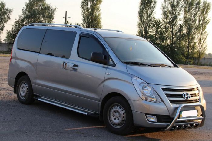 Передний силовой бампер WT003-2 (нержавейка) для Hyundai H300, H1, Starex 2008-2020 гг