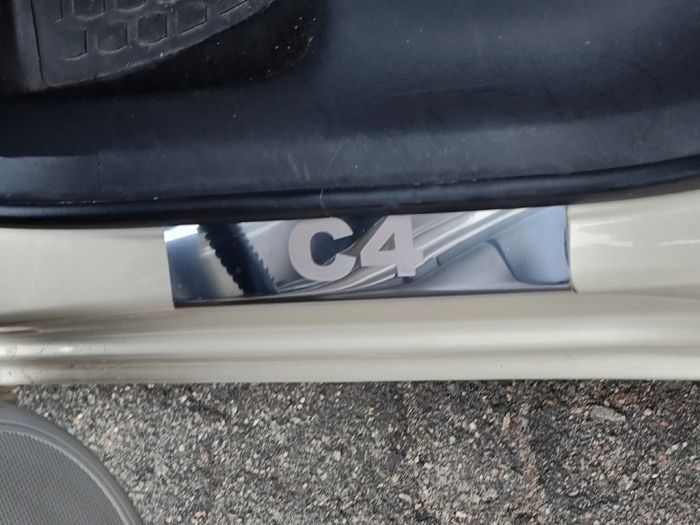 Накладки на пороги Carmos нержавейка для Citroen C-4 2004-2010 гг