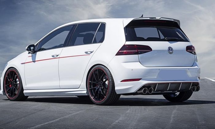 Спойлер на VW Golf 7 Hatchback черный глянцевый ABS-пластик (стандартная версия авто)