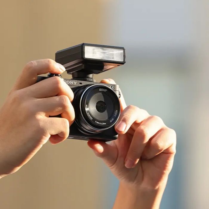 Відеосвітло Ulanzi Vijim F12 Mini Camera Flash Speedlite (UV-L044GBB2 F12) (L044GBB2)