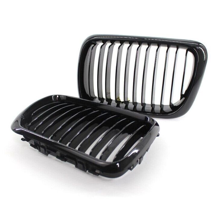 Решетка радиатора BMW E36 (96-99 г.в.)