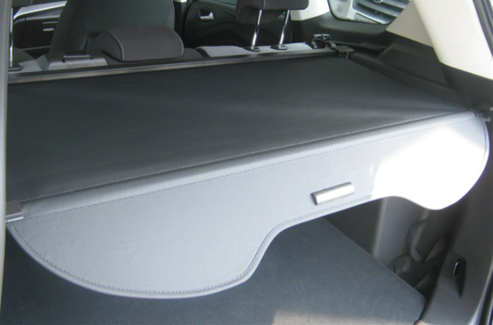 Задняя накладка (шторка, полка) багажника Ford Escape USA (13-19 г.в.)