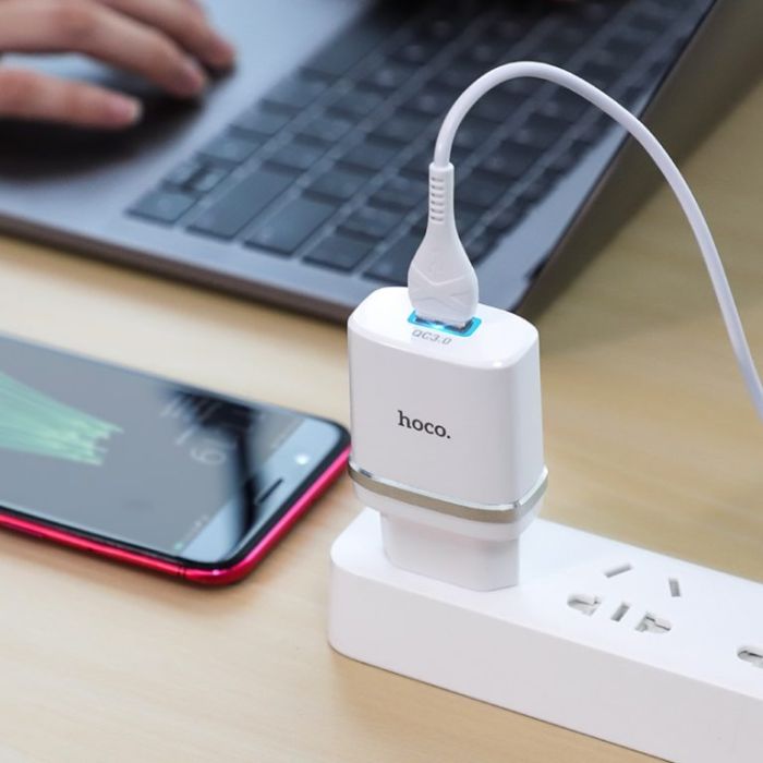 Мережевий зарядний пристрій з кабелем HOCO C12Q Smart QC3.0 charger set(Micro) 18W White (6931474716286)