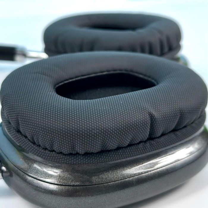 Бездротові накладні навушники WUW-R200 black (WUW-R200B)
