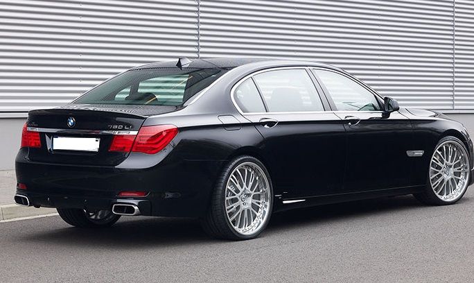 Спойлер на BMW 7 series F01 Performance черный глянцевый ABS-пластик