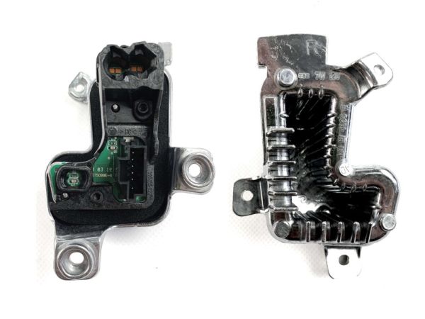 Блок управления модуль указателя поворота RH на BMW 3 Series F30/F31 2011-2018 года