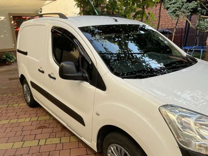 Черные рейлинги Пластиковые ножки для Peugeot Partner Tepee 2008-2018 гг