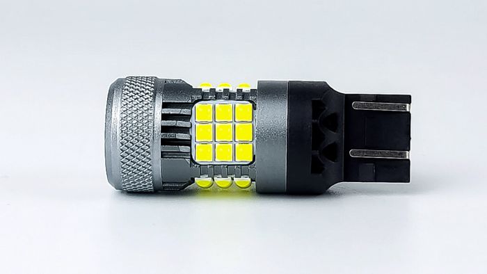 Світлодіоди в габаритні вогні. підсвітку номера та в салон DriveX S25-101 1156-15 12V автомобільні світлодіоди 12В