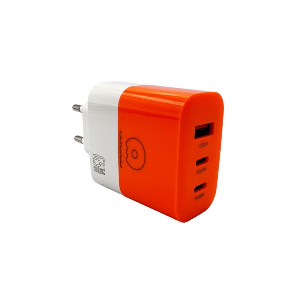 Мережевий зарядний пристрій WUW-C215 65W Charger 2 USB C + USB A white black (C215)