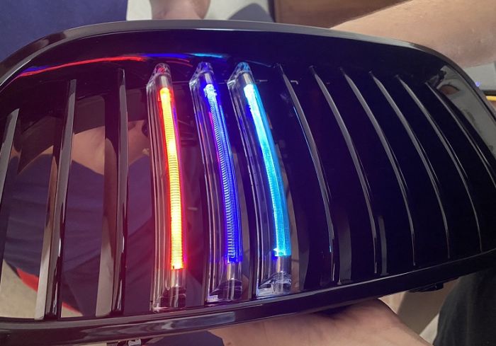 Решетка радиатора, ноздри для BMW F10 с Led подсветкой