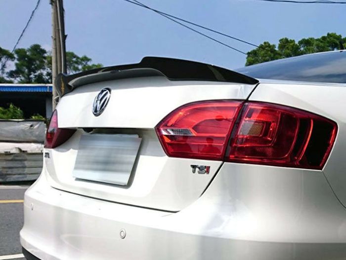 Спойлер на Volkswagen Jetta 6 стиль М4 черный глянцевый ABS-пластик