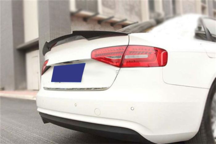 Спойлер на Audi A4 B8 стиль М4 ABS-пластик (12-15 г.в.)