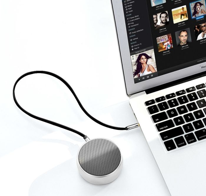 Аудіокабель UGREEN AV119 3.5mm Male to 3.5mm Male Straight to angle flat Cable  2m (Black)(UGR-10599) (UGR-10599)