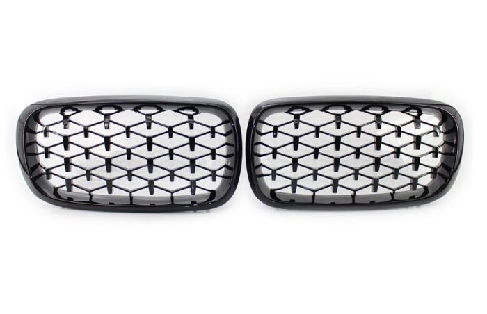 Решетка радиатора на BMW X5 F15 / X6 F16 стиль Diamond Black
