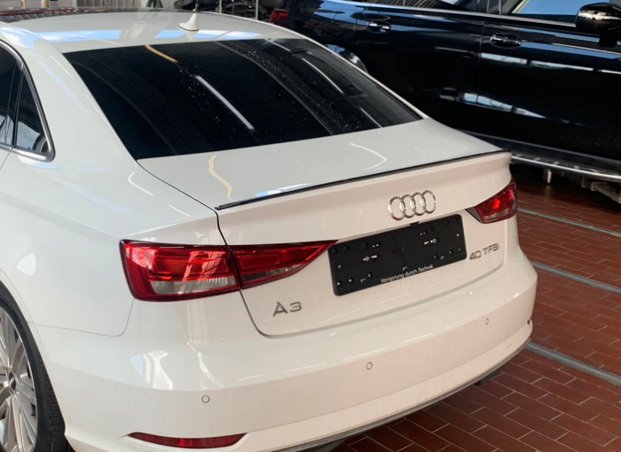 Спойлер на Audi A3 8V стиль S3 черный глянцевый (ABS-пластик)