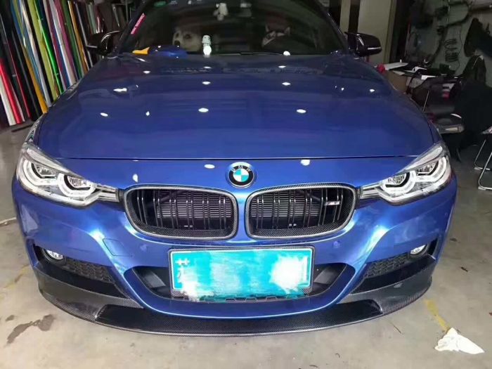 Решетка радиатора BMW F30 / F31 стиль M черная + рамка под карбон