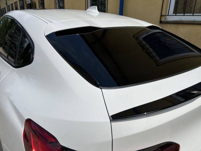 Спойлер Черный глянец (на заднее окно) на BMW X4 G02 2018-2022 года