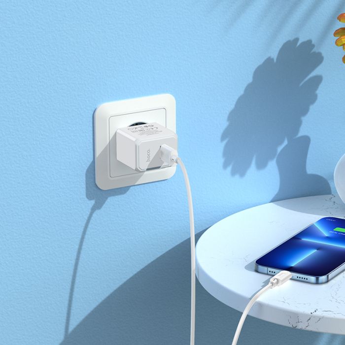 Мережевий зарядний пристрій з кабелем HOCO CS11A Ocean single port charger set(iP) White (6942007603577)