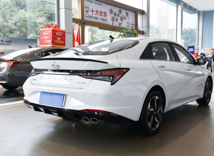 Спойлер багажника Hyundai Elantra стиль MP (2020-...)