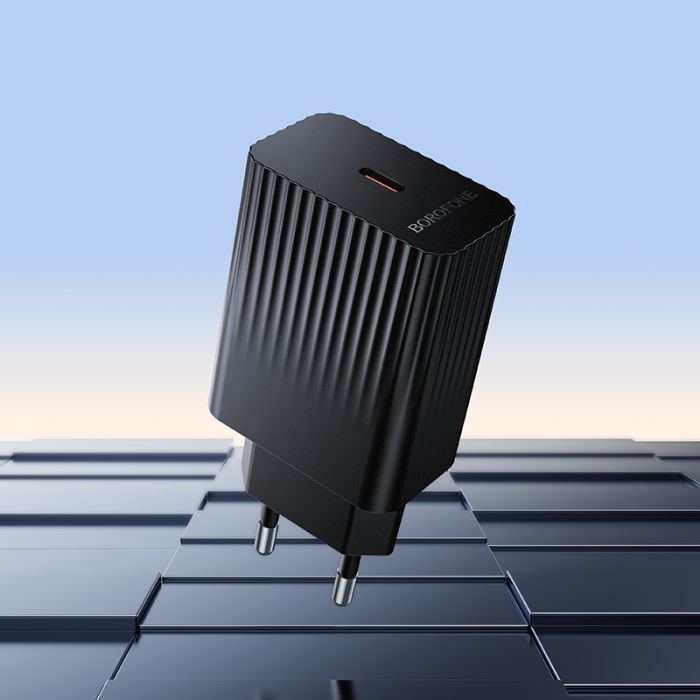Мережевий зарядний пристрій BOROFONE BAS73A Source single port PD20W charger Black (6941991122699)