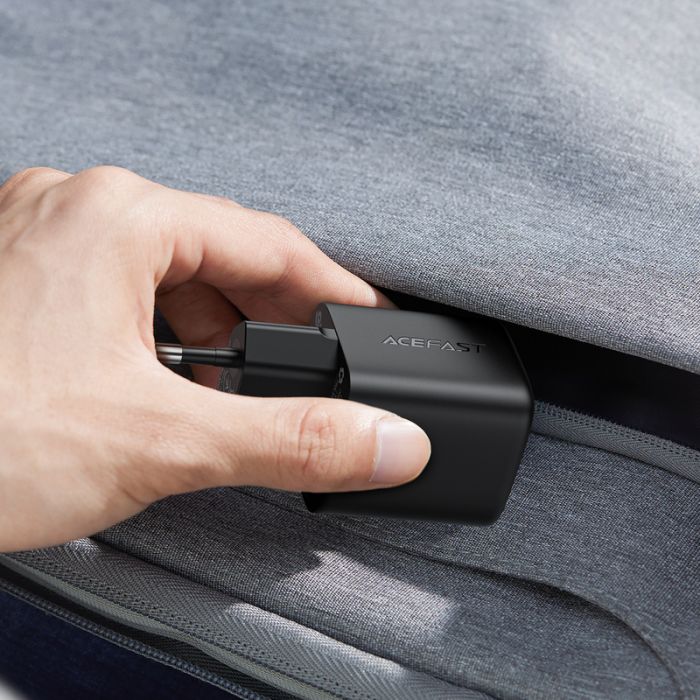 Мережевий зарядний пристрій ACEFAST A136 PD40W mini GaN USB-C fast charger Black (6974316286233)