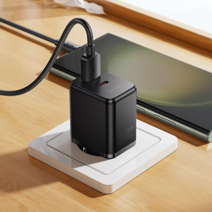 Мережевий зарядний пристрій HOCO C157A Smart PD30W+QC3.0 multi-protocol charger(EU) Black (6942007663847)