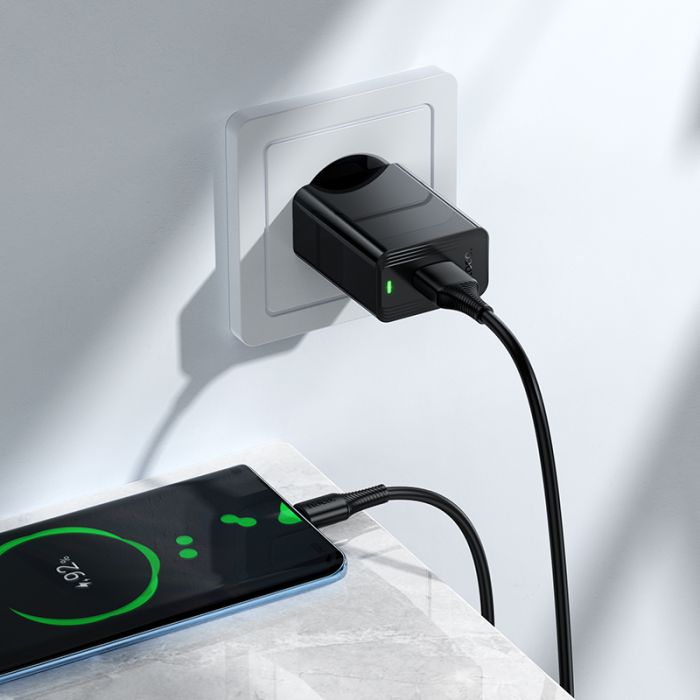 Мережевий зарядний пристрій HOCO CS92A Leader single port QC3.0 charger(EU) Black (6942007671033)