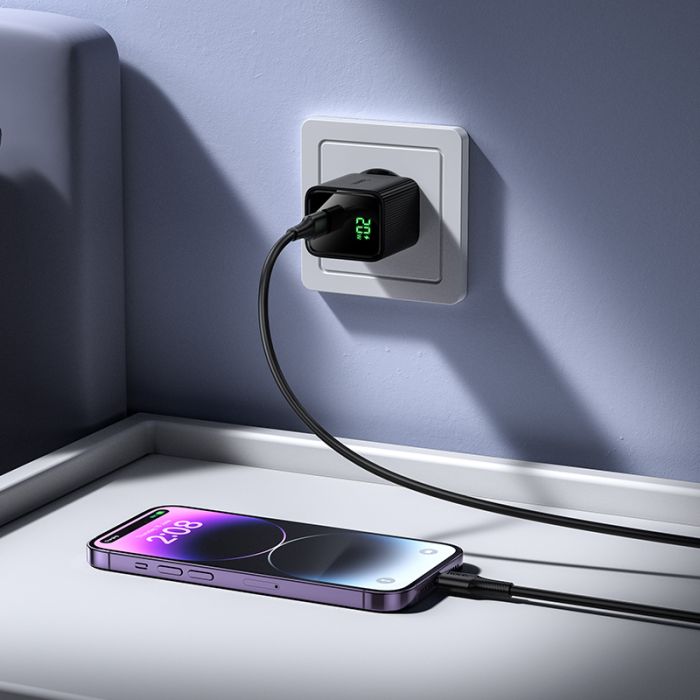 Мережевий зарядний пристрій HOCO CS82A Excellent single port PD20W charger with digital display set(C to iP) Black (6942007664509)