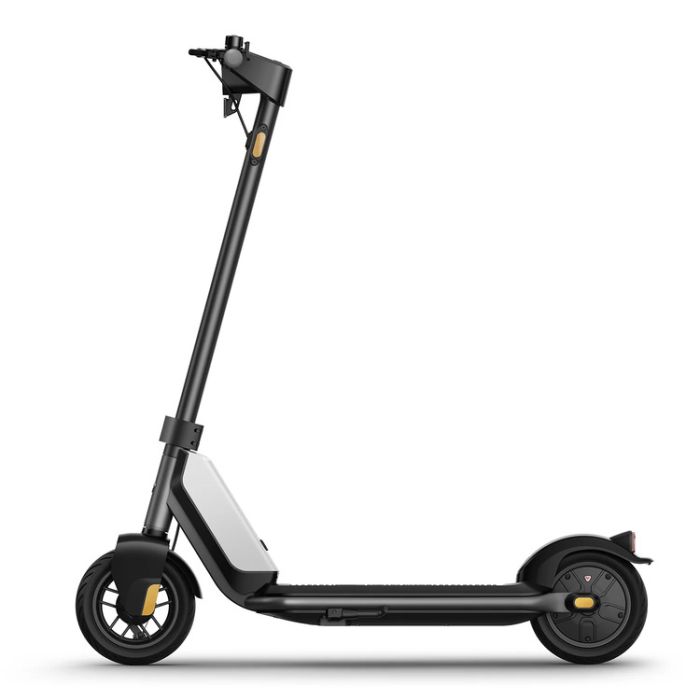Електросамокат NIU KQi1 Sport Black 9", 250(450)W, 5.1Ah, 25km, 25km/h, 14%, App, 14,6 kg (K12342B1E11)