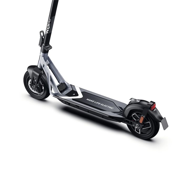 Електросамокат NIU KQi Air Carbon + Magnesium UltraLight Black 9,5", 350(700)W, 9,4Ah, 50km, 25km/h, 20%, App, 11,9 kg (KRP36EB1E11)