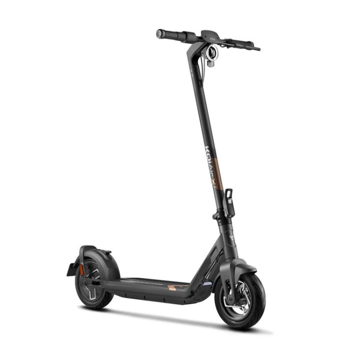 Електросамокат NIU KQi Air X Full Carbon UltraLight Gold 9,5", 350(700)W, 9,4Ah, 50km, 25km/h, 20%, App, 11,7 kg (KRT36EG2E11)
