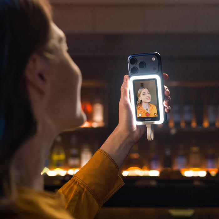 Магнітний екран для селфі Insta360 Snap Selfie Screen with Light (6977644765227)