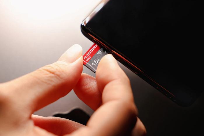 Карта пам'яті microSDXC (UHS-1) SanDisk Ultra 512Gb class 10 A1 (195Mb/s) (adapter SD) (SDSQUJQ-512G-GZ6MA)