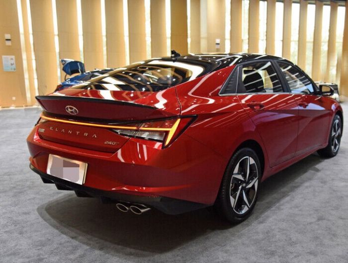 Спойлер багажника Hyundai Elantra стиль MP (2020-...)