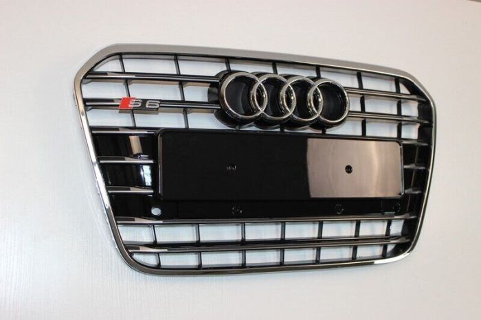 Решетка радиатора Audi A6 С7 S6, черная + хром (11-14 г.в.)