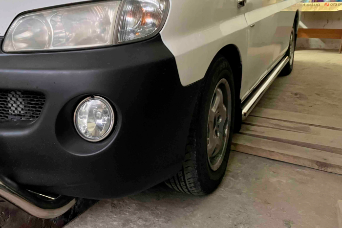 Боковые трубы BB002 (2 шт., нержавейка) для Hyundai H200, H1, Starex 1998-2007 гг