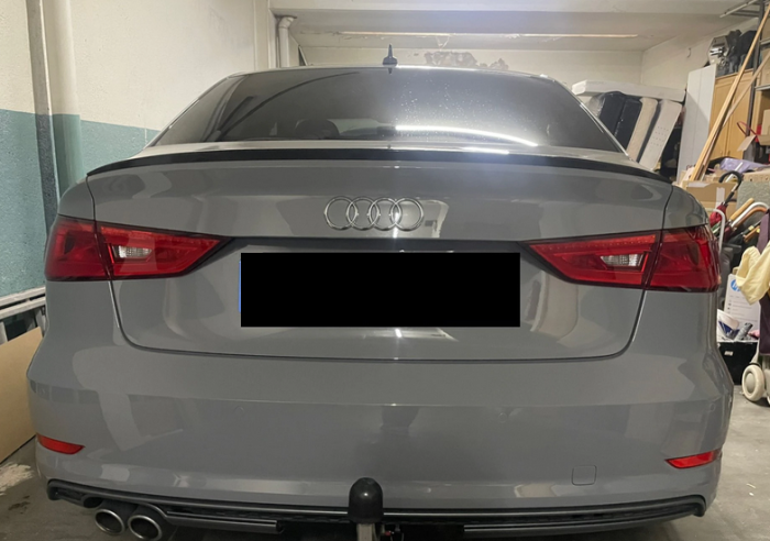 Спойлер на Audi A3 8V стиль S3 черный глянцевый (ABS-пластик)