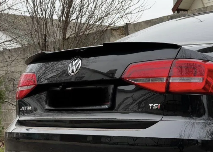 Спойлер на Volkswagen Jetta 6 стиль М4 черный глянцевый ABS-пластик