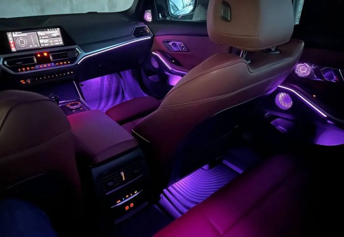 Сетки на динамики (Bowers & Wilkins) на BMW 3 Series G20/G21 2018-2022 года