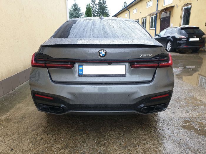 Спойлер Черный глянец на BMW 7 Series G11/G12 2015-2019 года
