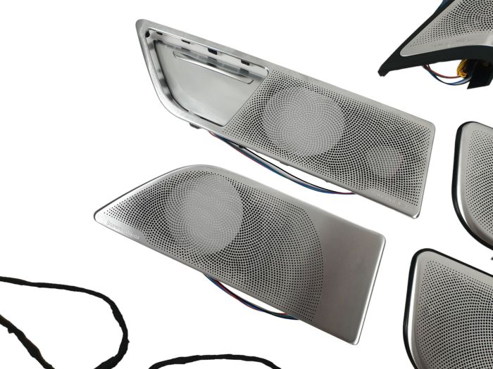 Сетки на динамики (Bowers & Wilkins) "WLK" на BMW 7 Series G11/G12 2015-2019 года