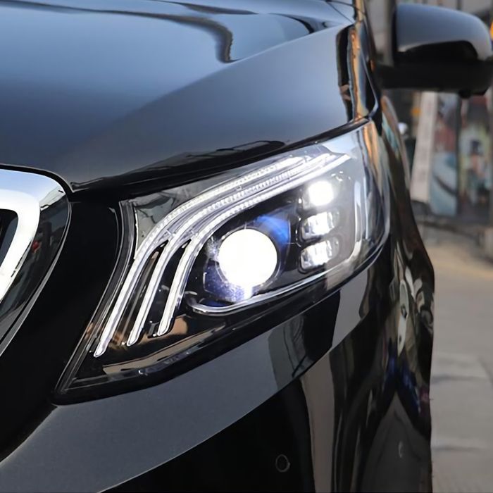 Передние фары ( Led стиль Maybach замена галогена ) на Mercedes-Benz VITO-Class W447 2014-2019 года