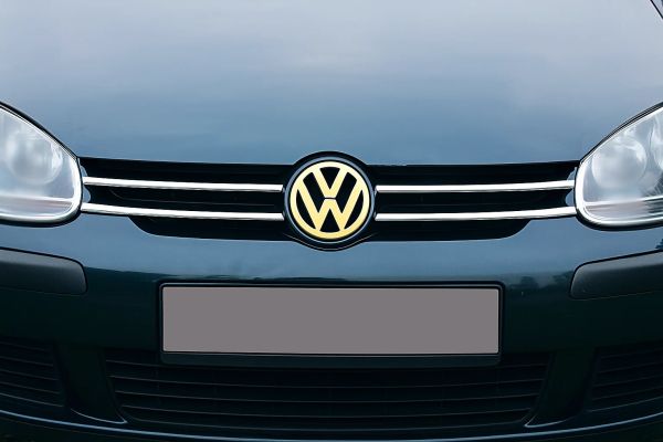 Накладки на решетку радиатора (4 шт, нержавейка) для Volkswagen Golf 6 2008-2014 гг