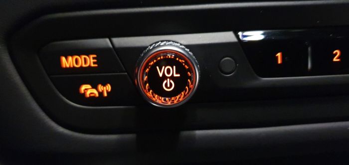 Хрустальный селектор КПП (кнопка регулировки звука) на BMW 3 Series G20/G21 2018-2022 года