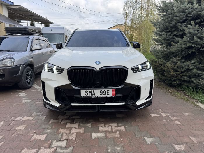 Комплект рестайлинга (стиль M-Paket LCI) на BMW X5 G05 2018-2022 года