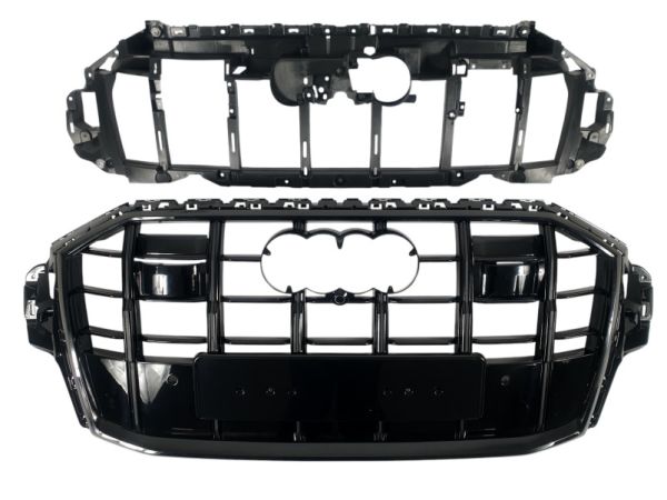 Решетка радиатора Full Black (стиль SQ7) под дистроник на Audi Q7 4M 2020-2022 года