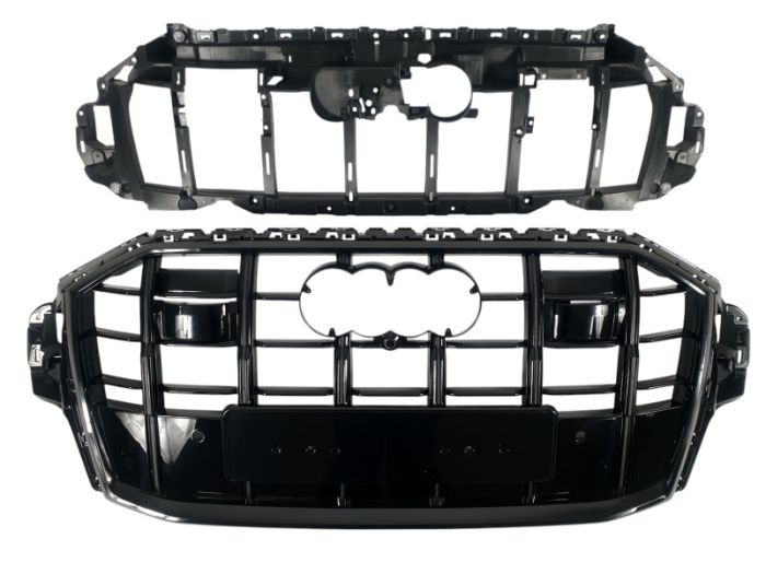 Решетка радиатора Full Black (стиль SQ7) под дистроник на Audi Q7 4M 2020-2022 года