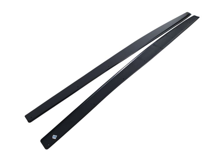 Лезвие на пороги Черный глянец на BMW M3 F80 2014-2020 года