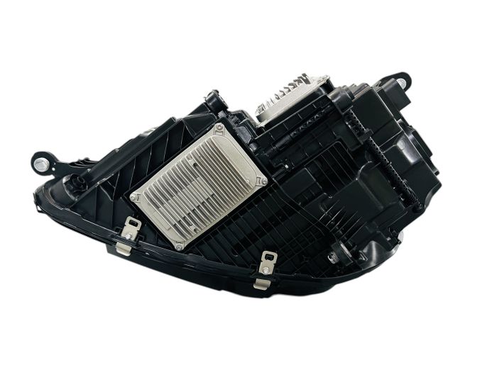 Передние фары Multibeam LCI (замена дорестайлинг) на Mercedes-Benz GLE-Class W167 2018-2023 года