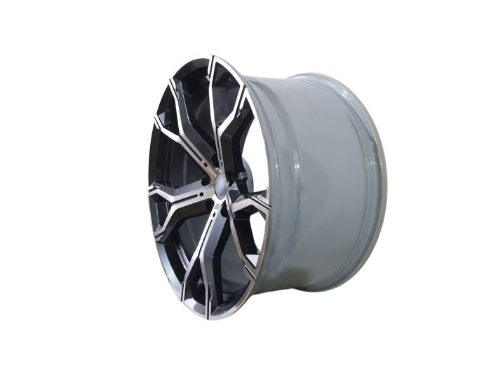 R20 GMF (разноширокие) на BMW 1 Series F40 / F41 2019-2023 года